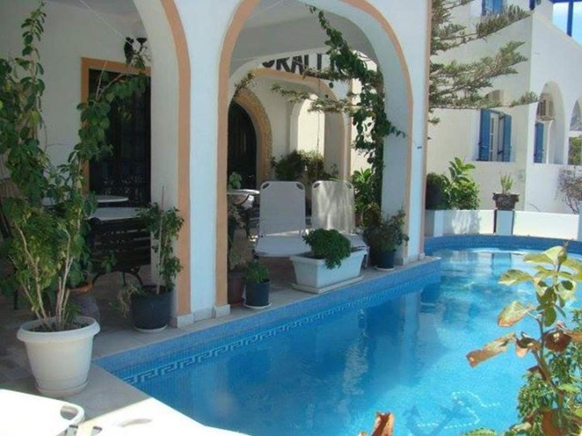 Hotel Koralli Kamari  Luaran gambar