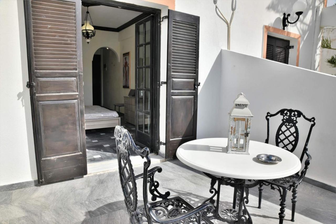 Hotel Koralli Kamari  Luaran gambar