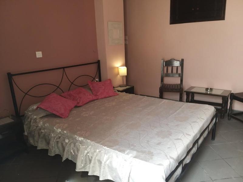 Hotel Koralli Kamari  Luaran gambar