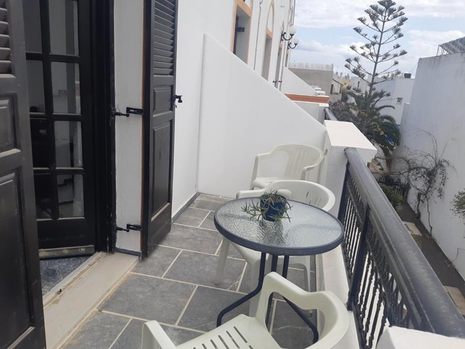 Hotel Koralli Kamari  Luaran gambar