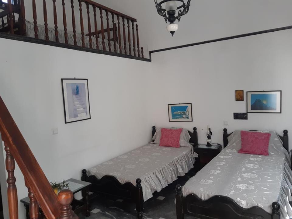 Hotel Koralli Kamari  Luaran gambar