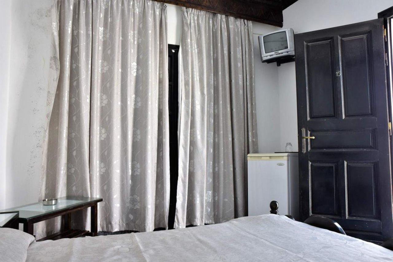 Hotel Koralli Kamari  Luaran gambar