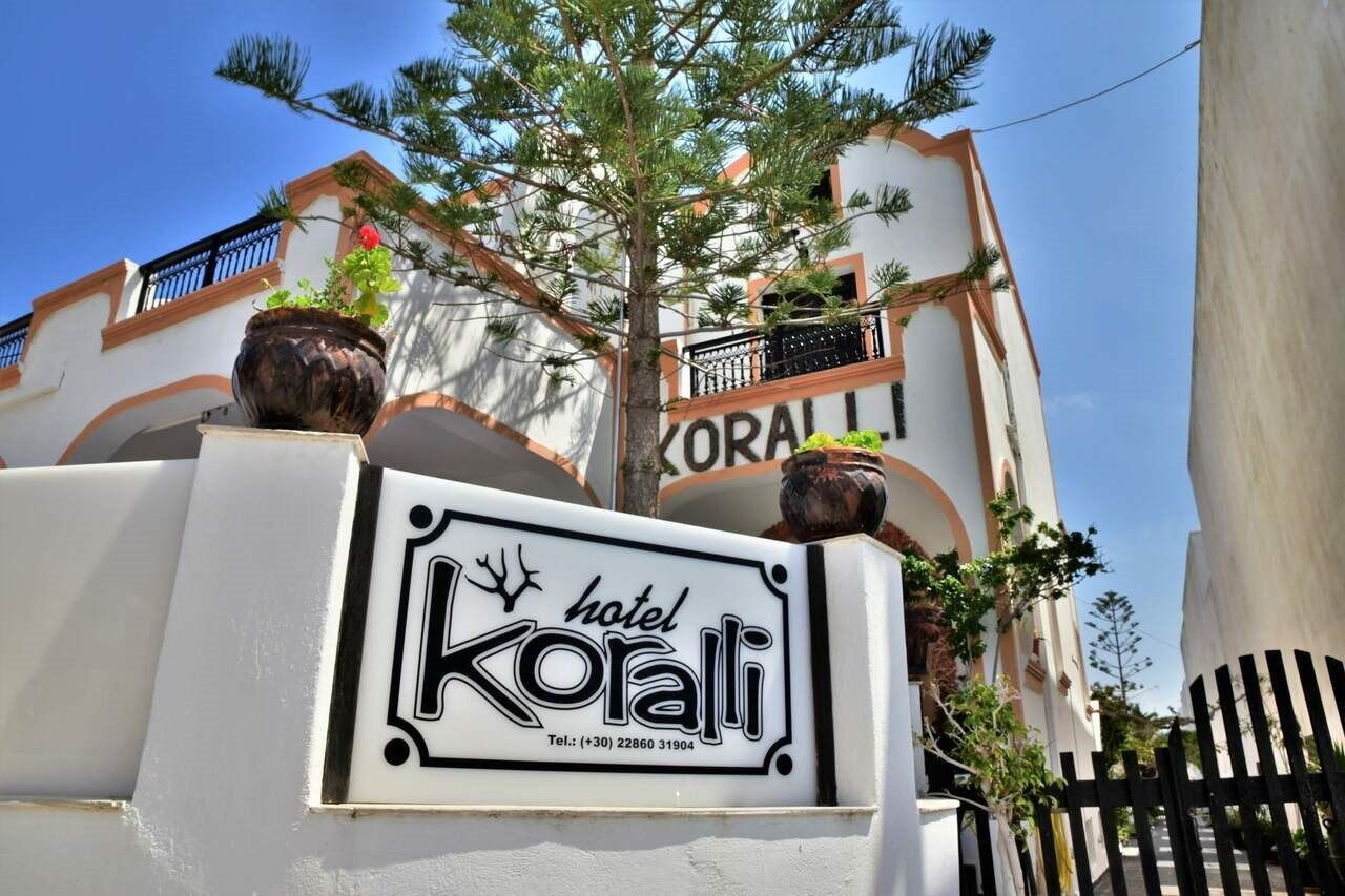 Hotel Koralli Kamari  Luaran gambar